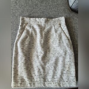 H&M Gray and White Pencil Skirt
